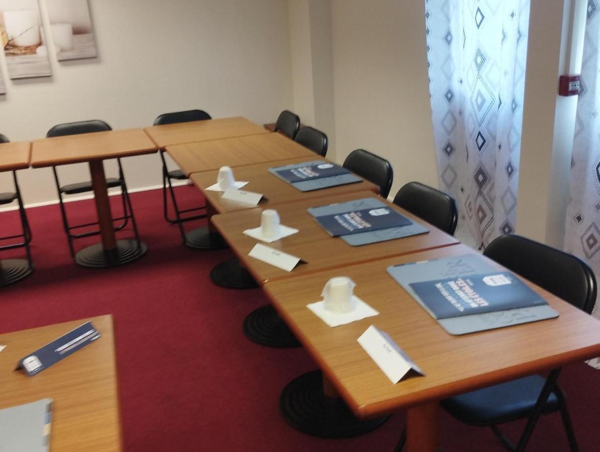 Kyriad Montargis Amilly Amilly  Zewnętrze zdjęcie
